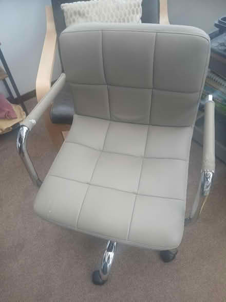Photo of free Desk chair (Parkwood Rainham ME8) #3
