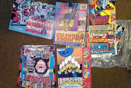Photo of free Random assortment of comics (Easton BS5) #1