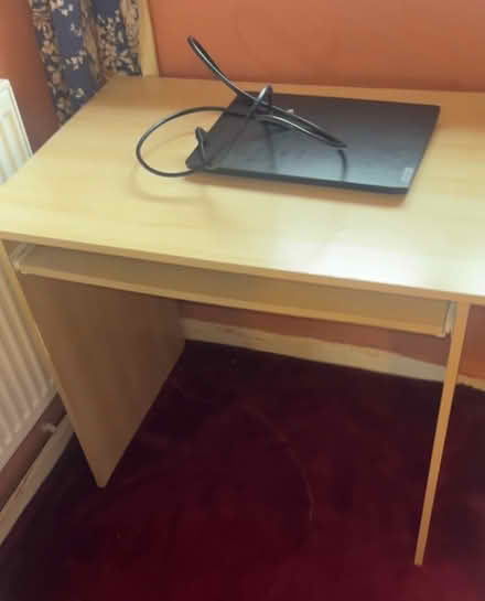 Photo of free Table (SE25 South Norwood) #2