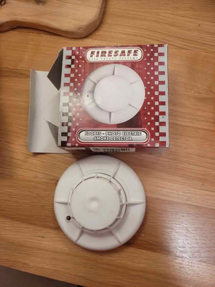 Photo of free Photo electric smoke detector (Grange-over-Sands LA11) #1