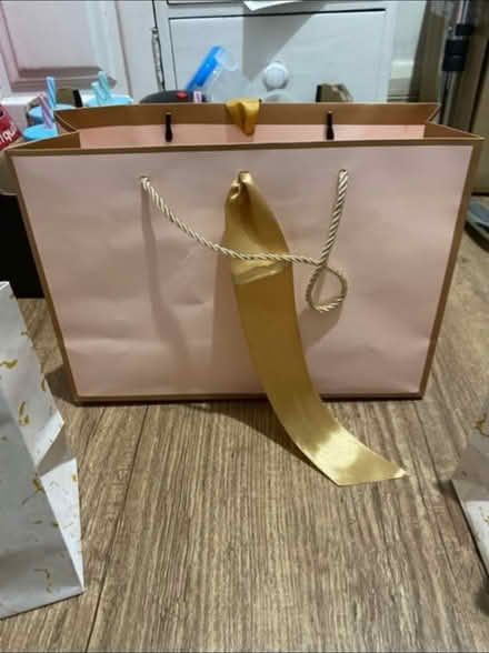 Photo of free Gift bags x 3 (Cheshunt En8) #3