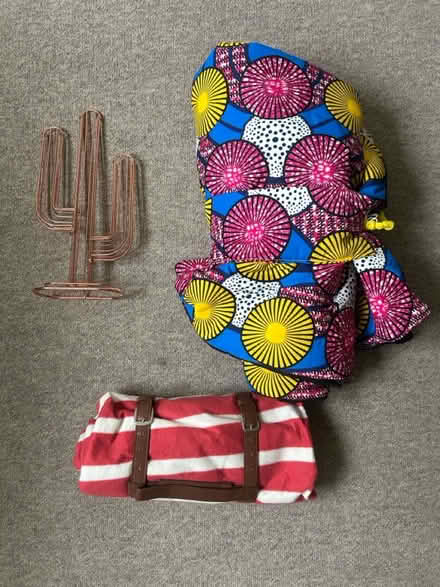 Photo of free Two picnics blankets + pods holder (Maida Vale W9) #1