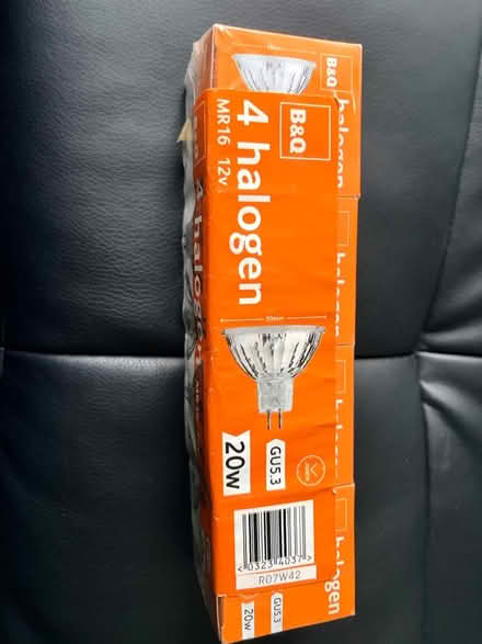 Photo of free 4 bulbs halogen 20w (Rowlands Gill NE39) #1