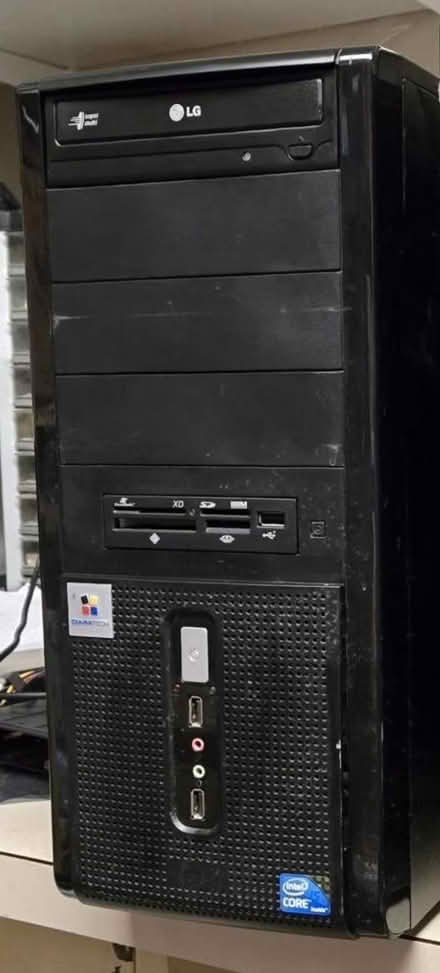 Photo of free Desktop computer (Kanata Lakes) #2
