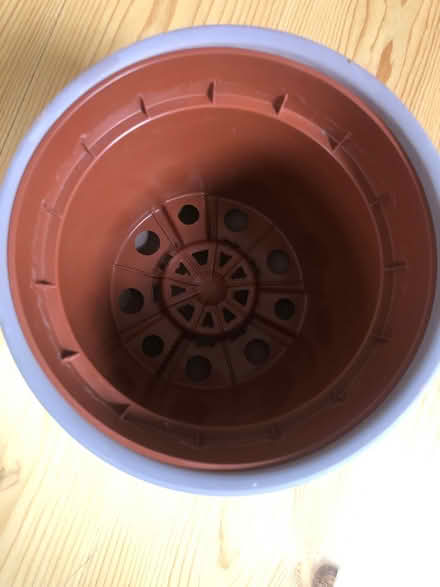 Photo of free Plant pot (Etwall) #2