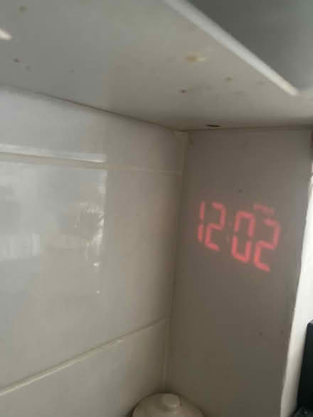 Photo of free Oregon time projection clock (Clevedon BS21 near Aldi.) #2