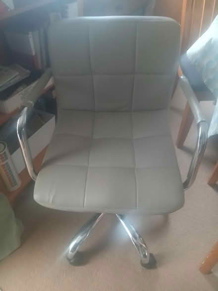 Photo of free Desk chair (Parkwood Rainham ME8) #1