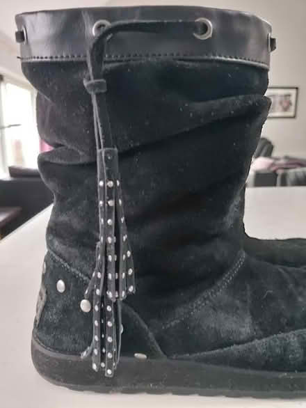 Photo of free Skechers suede boots EU 39/UK 6 (Dublin central) #2