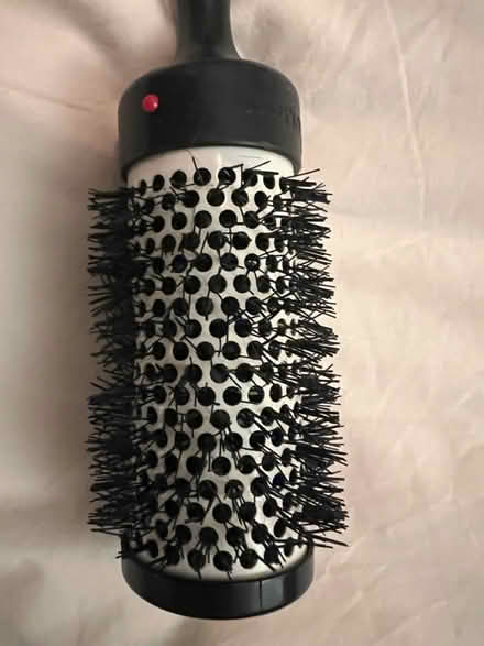Photo of free Denman hairbrush (SE24) #3