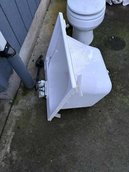 Photo of free Working toilet and laundry basin (Hillsboro) #3