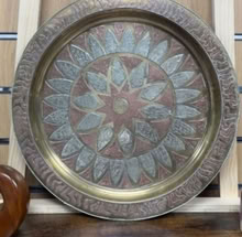 Photo of free Vintage decorative wall plate (E14) #1