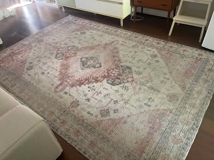 Photo of free Floor rug, TV & other stuff (Bronte) #1