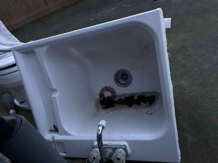 Photo of free Working toilet and laundry basin (Hillsboro) #4