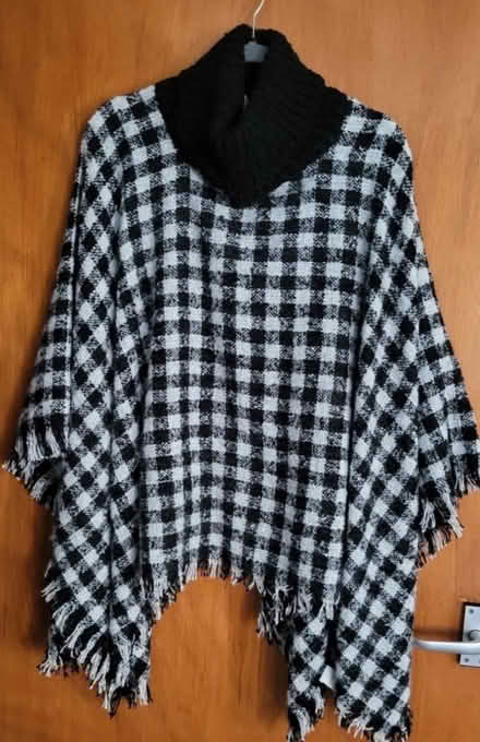 Photo of free Poncho (Fulwood PR2) #1