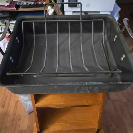 Photo of free Roasting Pan (Cloverhill 3) #1