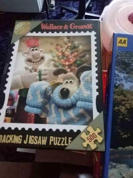 Photo of free 500 piece jigsaw puzzles (Tonbridge TN9) #3
