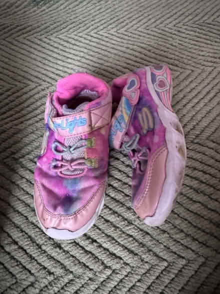 Photo of free Trainers size 8 (GL3) #1