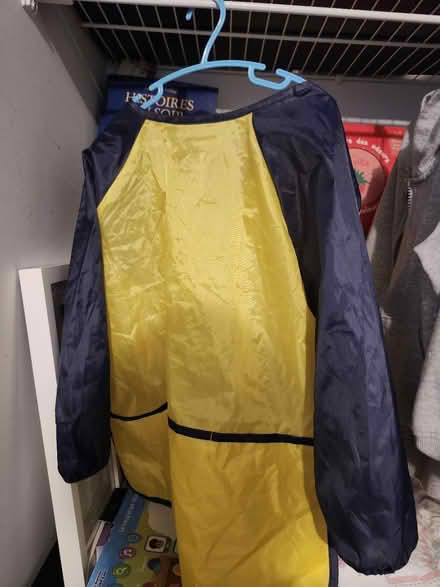 Photo of free New painting apron (Gatineau) #1