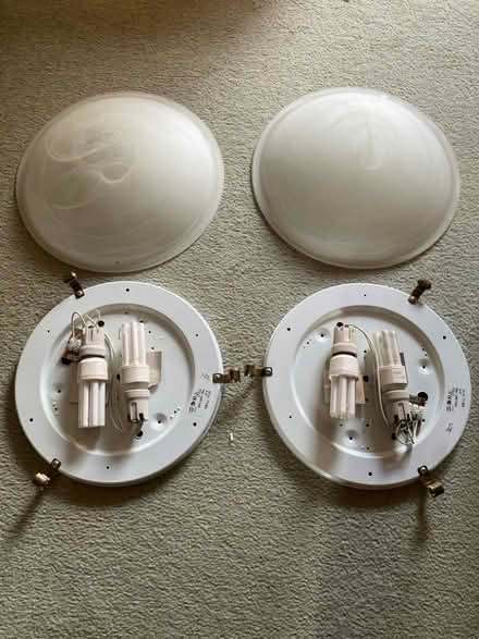 Photo of free 2 x ceiling lights (Chalfont St Peter SL9) #1
