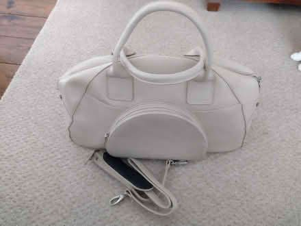 Photo of free M&S weekend bag (Addiscombe CR0) #1
