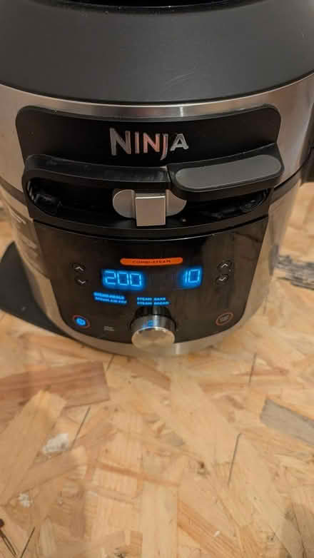Photo of free Ninja multi cooker 15in1 (W7, Grosvenor Road) #3