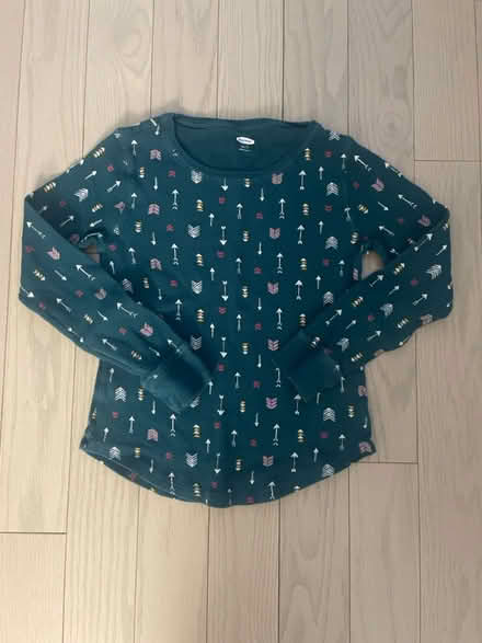 Photo of free Kids Old navy waffle longsleeve top (Kennedy/16th in Markham) #1