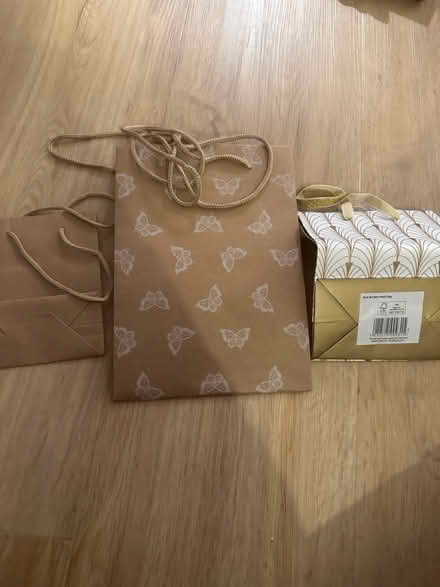 Photo of free Assorted group of gift bags (East molesey) #2
