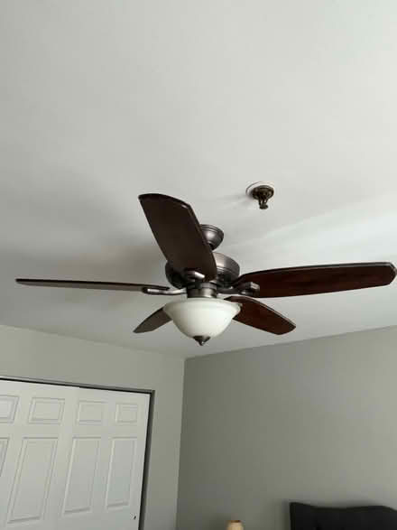 Photo of free ceiling fan (Whitneyville) #2