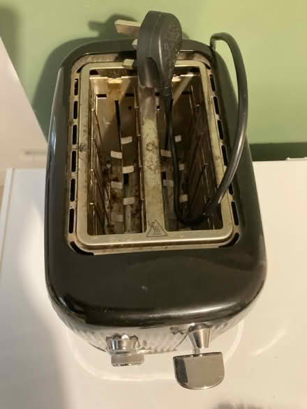 Photo of free Breville 2 Slice Toaster (Dunkeswell) #4