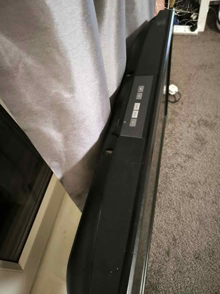 Photo of free Tv Panasonic 32" (Aylesbury) #3