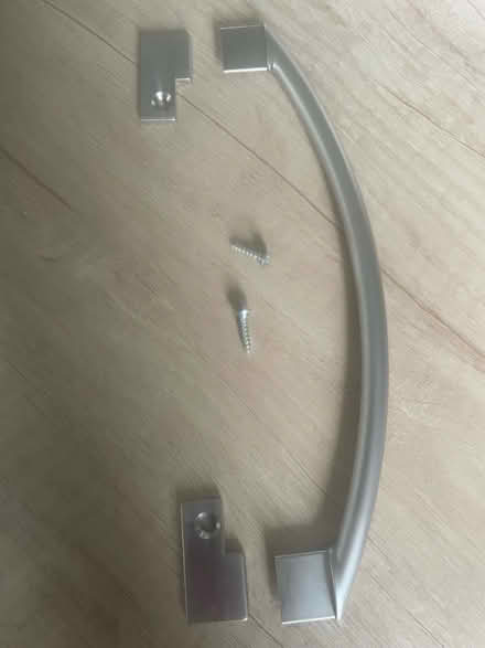 Photo of Handles for bifold wardrobe 22cm (CH63) #1