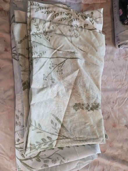 Photo of free Double bed, quilt covers (Scaitcliffe BB5) #3
