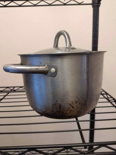 Photo of free Large saucepan (Leeds LS13) #1