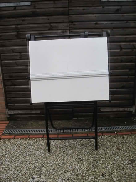Photo of free drawing board (Streethay WS13) #1