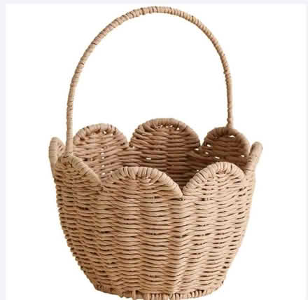 Photo of Wicker basket (Thamesmead) #1