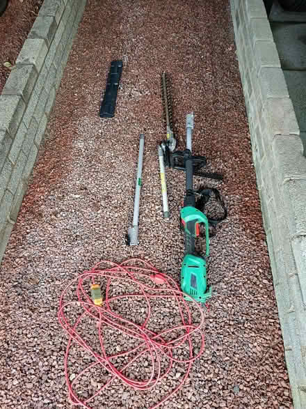 Photo of free Long reach hedge trimmer (Giffnock G46) #1