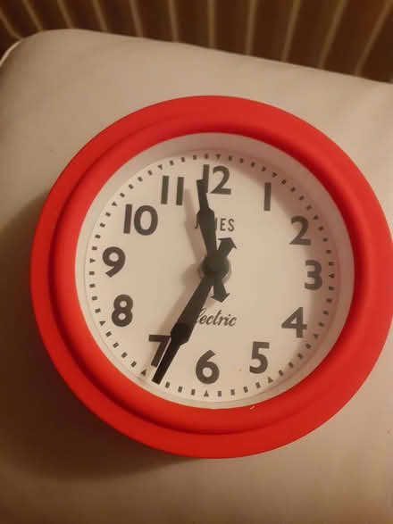 Photo of free Wall clock (Chatham ME4) #1