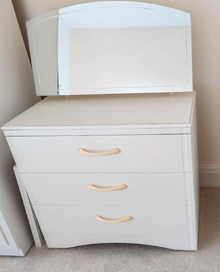 Photo of free Dressing table with mirror (Southsea PO5) #1