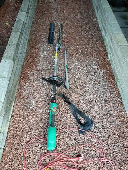 Photo of free Long reach hedge trimmer (Giffnock G46) #2