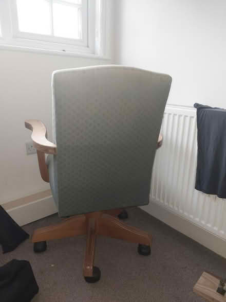 Photo of free Office desk chair (Slindon common BN18) #4