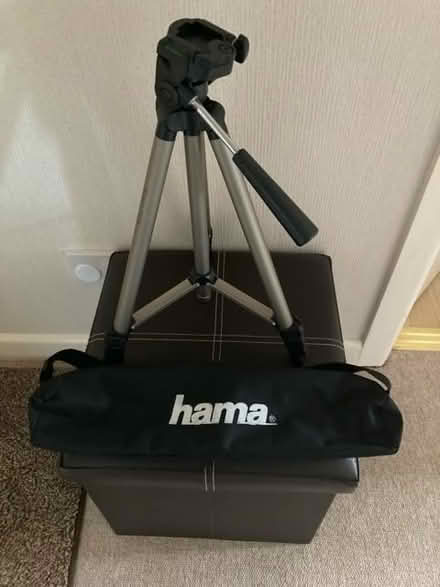 Photo of free Hama Tripod (Bearwood BH11) #1