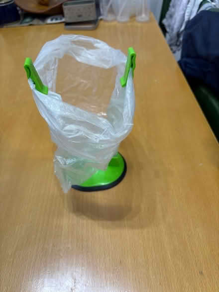 Photo of free Bag holder (Dean EH4) #1