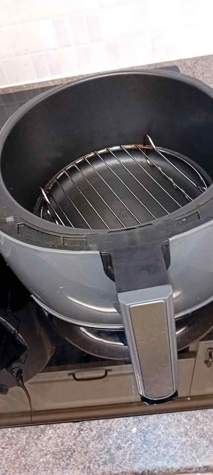 Photo of free Air fryer (Bognor Regis PO21) #4