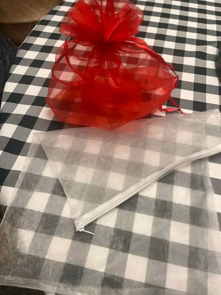 Photo of free 2x organza bags Red & White (Newburgh WN8) #1