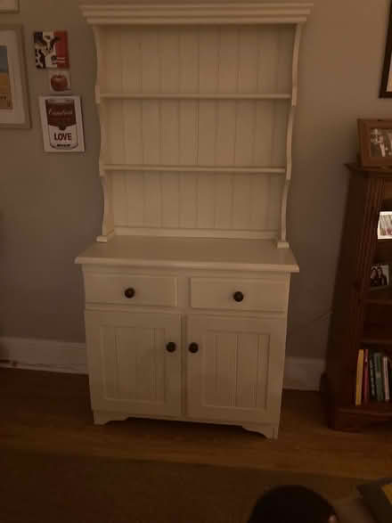Photo of free Welsh dresser + cabinet (Gosport HAMPSHIRE) #2