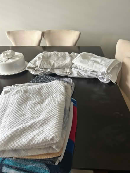 Photo of free bedding and towels (milton, derry and scottl) #1