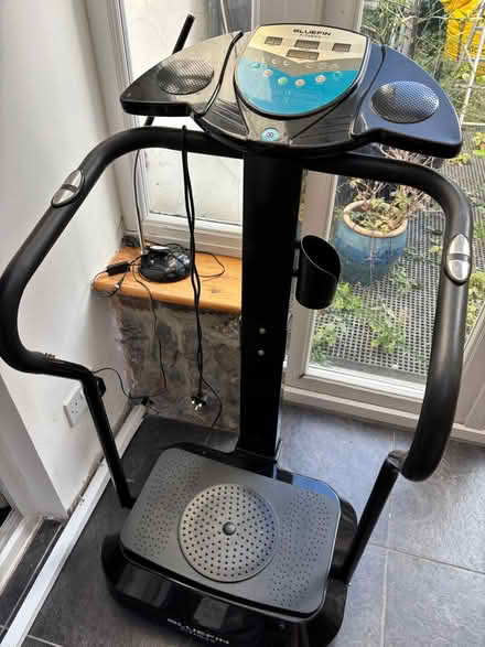 Photo of free Bluefin Fitness Plate - Brand new (Thorncombe, Chard TA20) #1