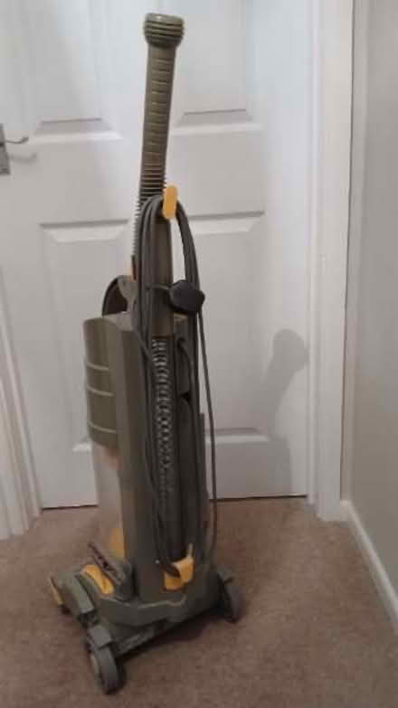 Photo of free Dyson 01 vacuum cleaner (Corfe Mullen BH21 3HD) #2