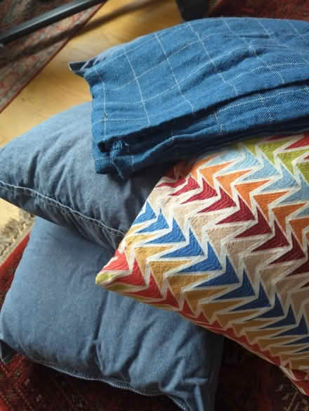 Photo of free Cushions (Craiglockhart EH14) #2