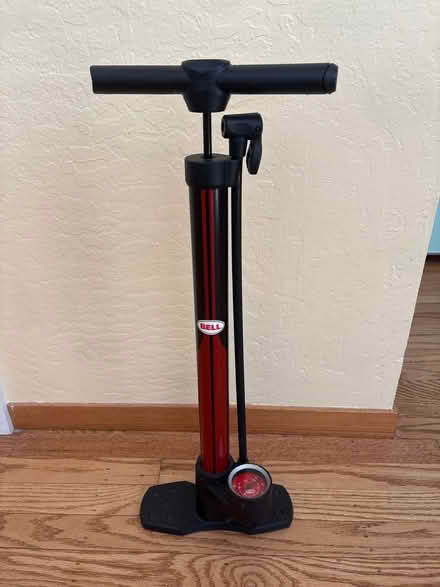 Photo of free Bell Bicycle Pump (Highland Ave, RWC) #1